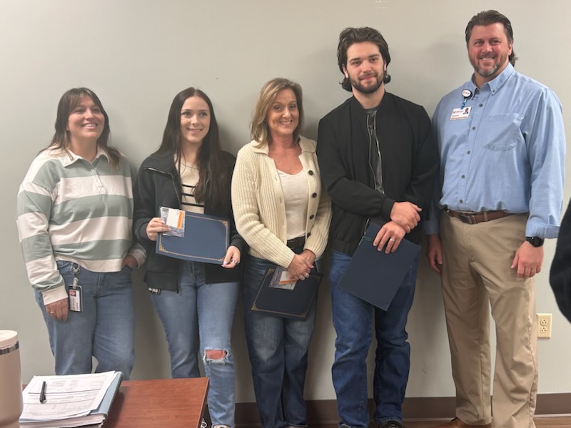 Hailey Vasick, Linzy Plessel, Dawn Stewart, Matthew Harris and Shawn Salamida